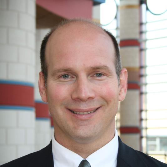 Kern Alexander